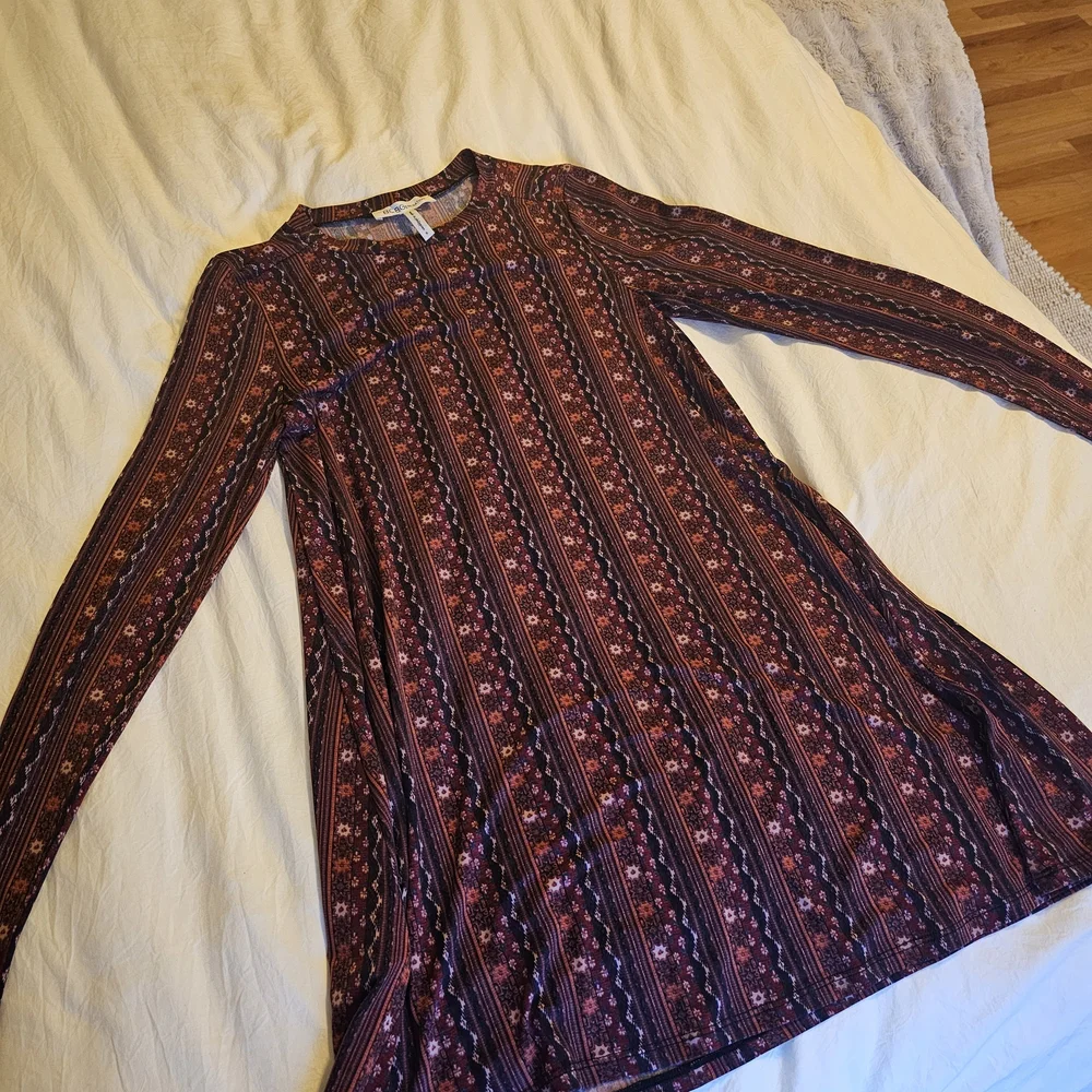 BCBGeneration Boho Patterned Top - Picture 1 of 3